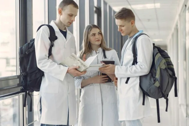 Oleeo streamlines UHB recruitment with NHS-focused integration.